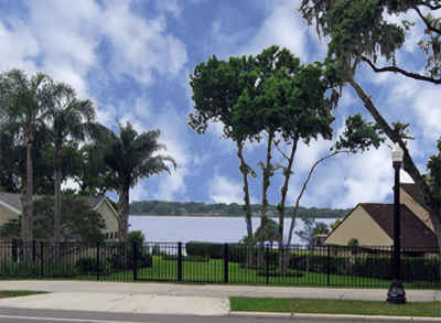lakeside-lot (180K)